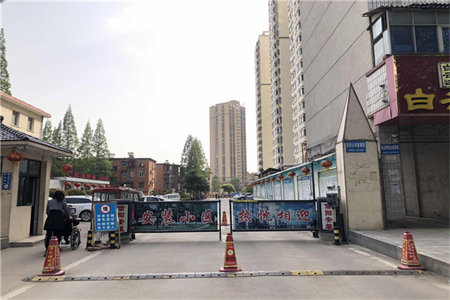 圣都山水城二期3室2厅2卫85万128m2出售